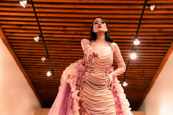 Éviter les erreurs de style : conseils d'une styliste pour un look sûr et affirmé